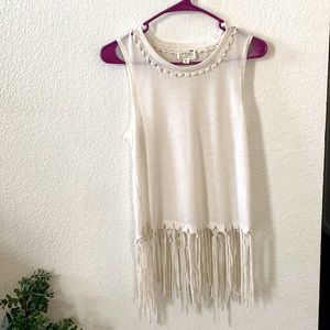 L.A. HEARTS fringe detail tank